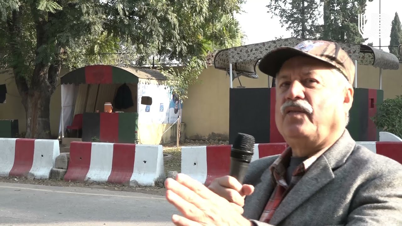 UmmaaBroadcasting in front of Embassy of Afghanistan in Islamabad, H.90, G-6/4